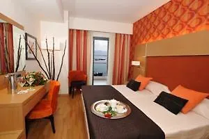 公寓式酒店 Elektra Port & Sea View 4*