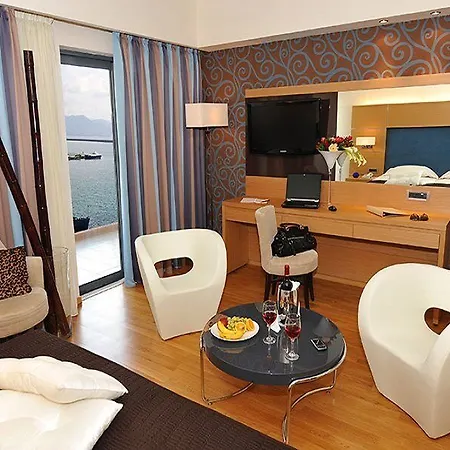 Elektra Port & Sea View 4*
